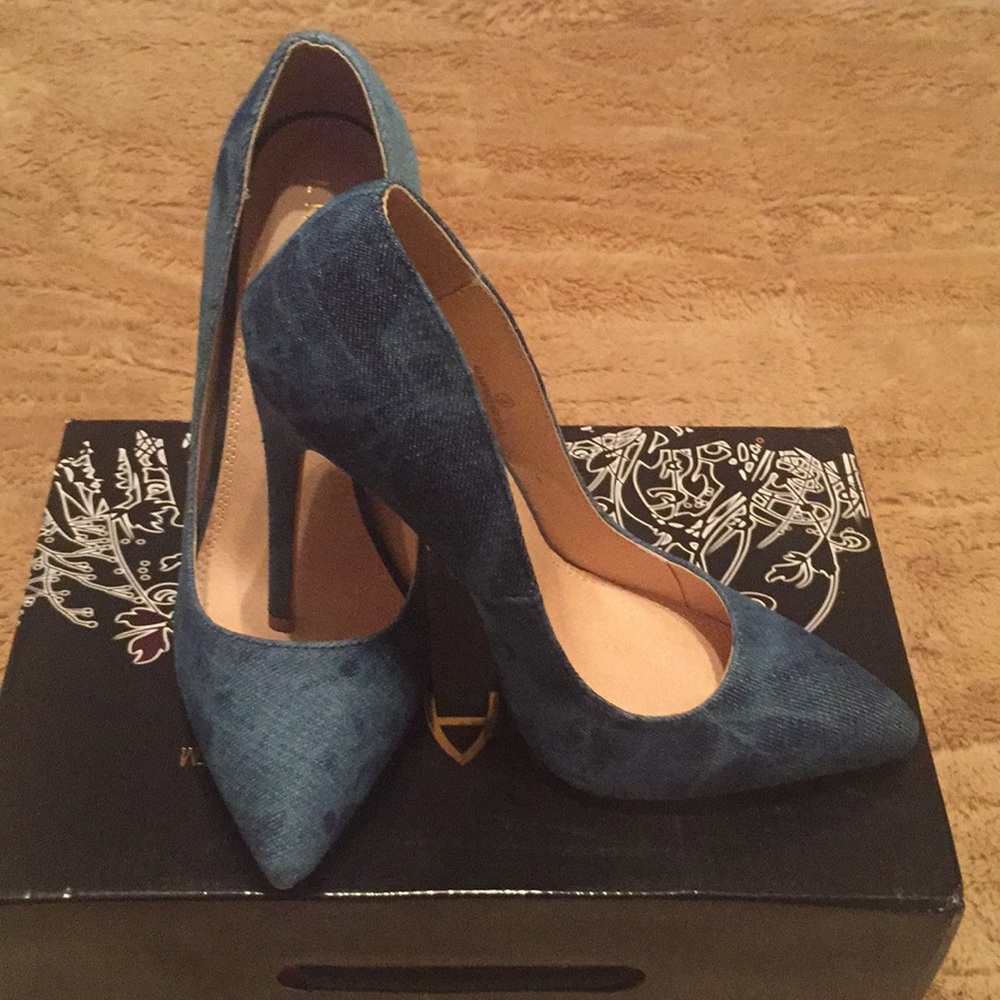 Lilian's Heels